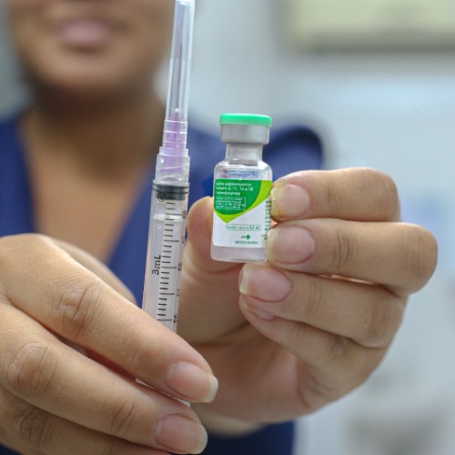 VR amplia para junho de 2026 prazo para imunizar jovens de 15 a 19 anos contra o HPV